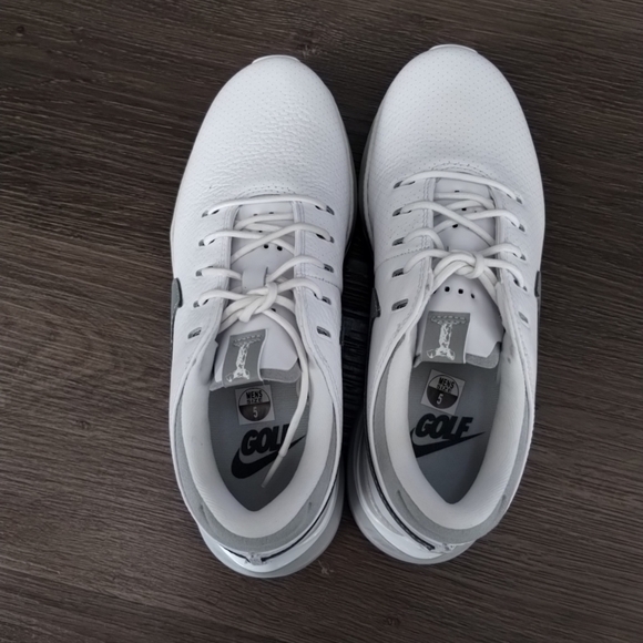 Sz 5 Mens / 6.5 WMNS Nike Air Zoom Victory Tour 3 White/Grey DV6798-100 - Picture 5 of 8